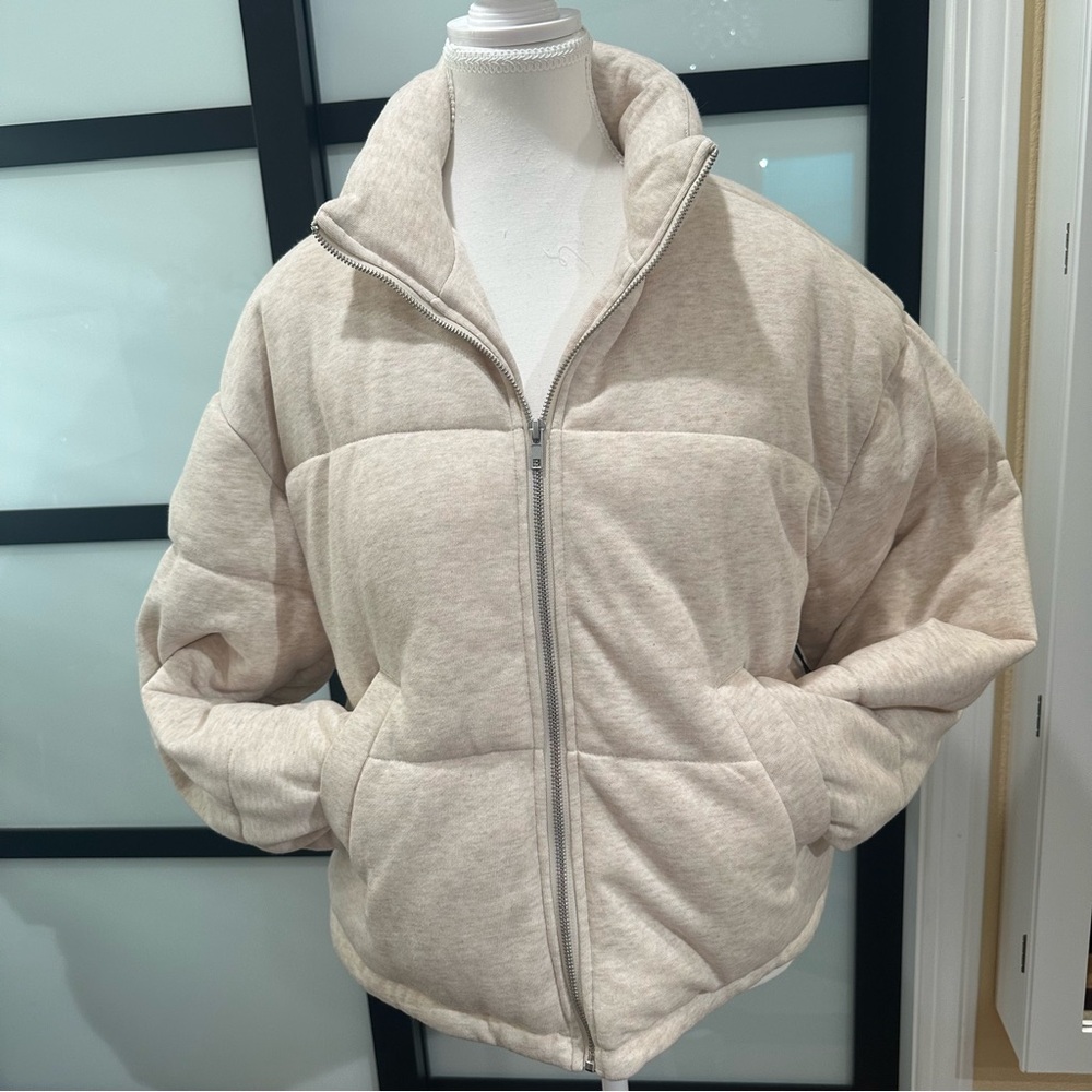 **New**Quilted French Terry Puffer sweater size s - Picture 11 of 16